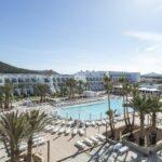 Reise: 5* Grand Palladium White Island Resort & Spa in Playa d'en Bossa ab 768€ p.P.