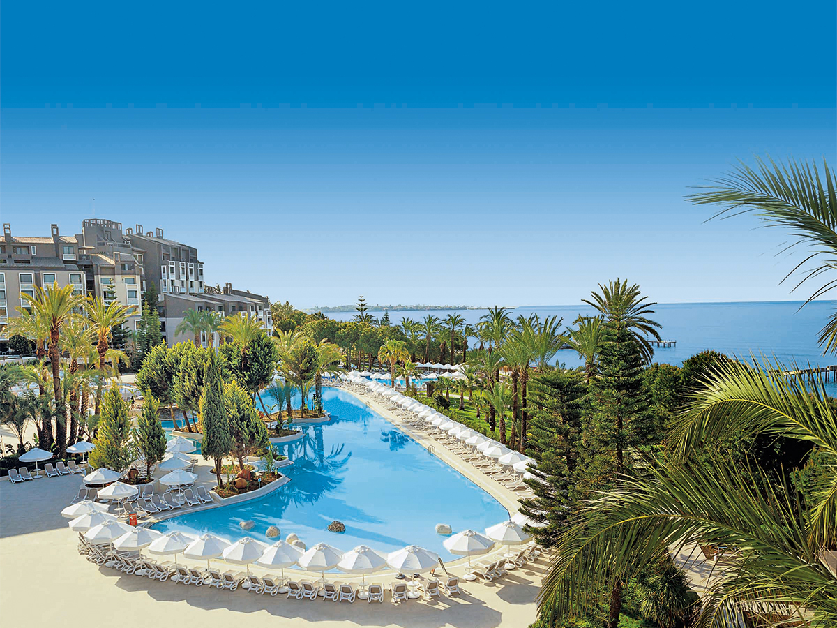 Paloma Perissia - Türkei, Antalya, Side - Kumköy