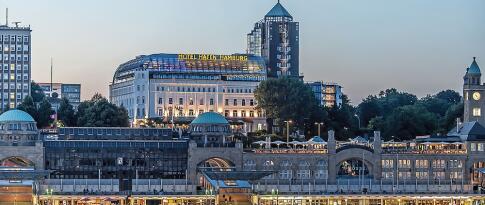 Sie können das Hotel Hafen Hamburg jetzt bereits ab 62.50 EUR p.P. buchen