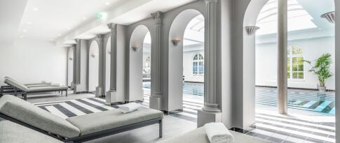 Sie können das Strandhotel Ahlbeck jetzt bereits ab 112.00 EUR p.P. buchen