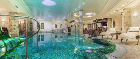 Sie können das Carlsbad Plaza Medical Spa & Wellness Hotel jetzt bereits ab 219.00 EUR p.P. buchen