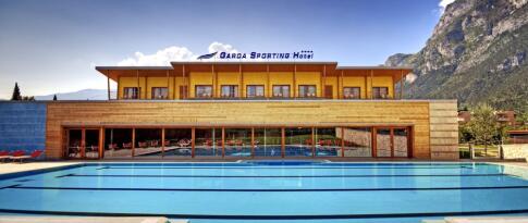 Sie können das Garda Sporting Club Hotel jetzt bereits ab 78.00 EUR p.P. buchen