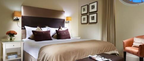 Sie können das London Bridge Hotel jetzt bereits ab 145.00 EUR p.P. buchen