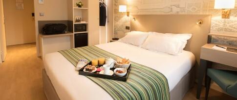 Sie können das Hotel Montbriand jetzt bereits ab 26.00 EUR p.P. buchen