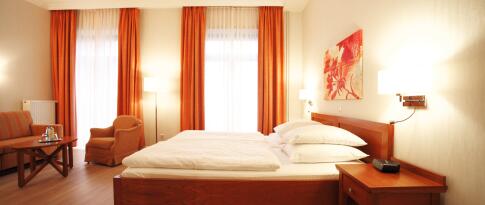 Sie können das Hotel Alsterhof Hamburg jetzt bereits ab 77.00 EUR p.P. buchen