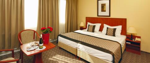 Sie können das Hotel Charles jetzt bereits ab 60.00 EUR p.P. buchen