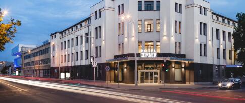 Sie können das Corner Hotel jetzt bereits ab 38.00 EUR p.P. buchen