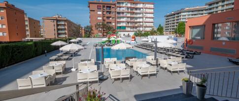 Sie können das Fenals Garden Lloret de Mar jetzt bereits ab 0.00 EUR p.P. buchen