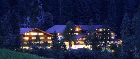 Sie können das Waldhotel Doldenhorn jetzt bereits ab 144.00 EUR p.P. buchen